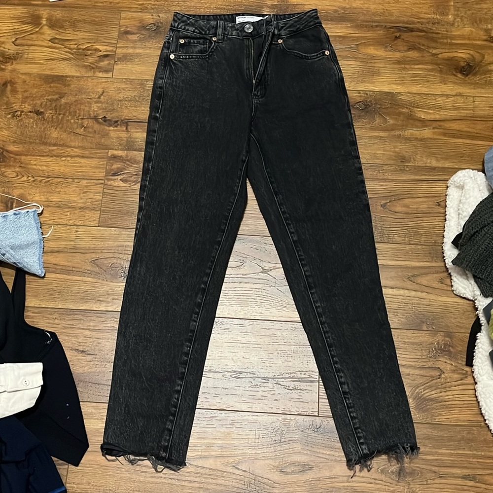 mom jeans